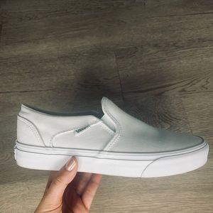 Asher White slip on vans